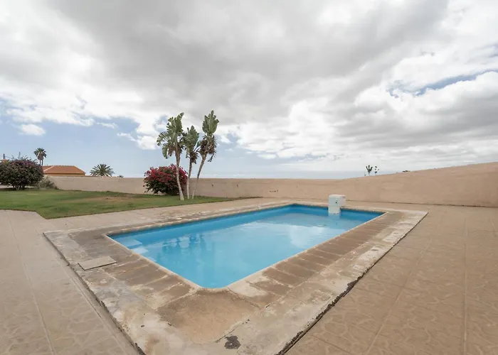 Casa El Pinito No Groups Under 27